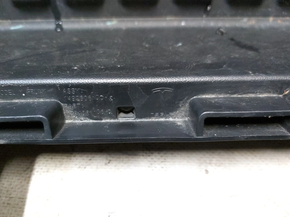 3 ASY, FRUNK, Tesla model Y 1492606-00-E