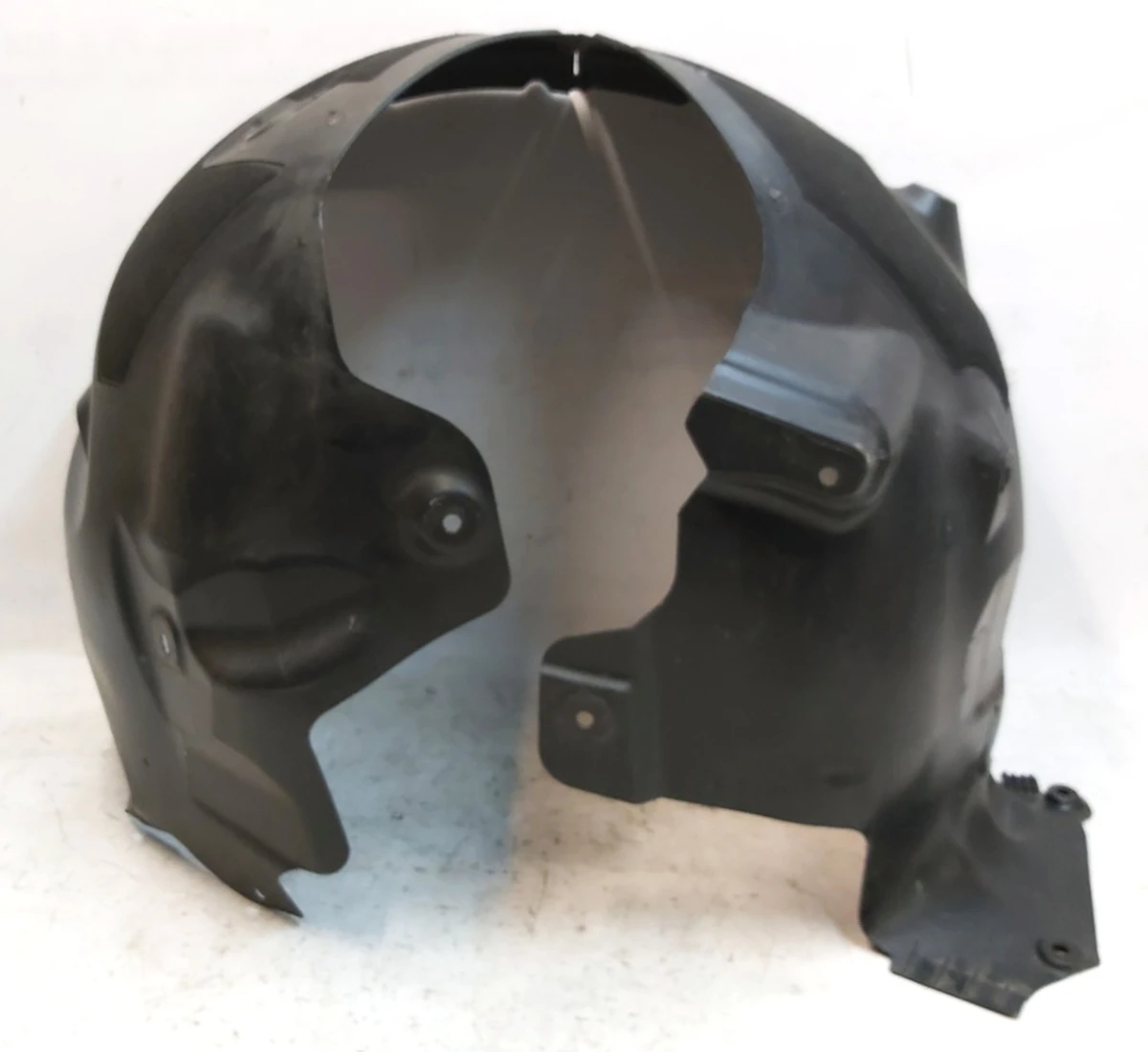 2 Підкрилок передній правий Tesla model Y 1492614-00-C