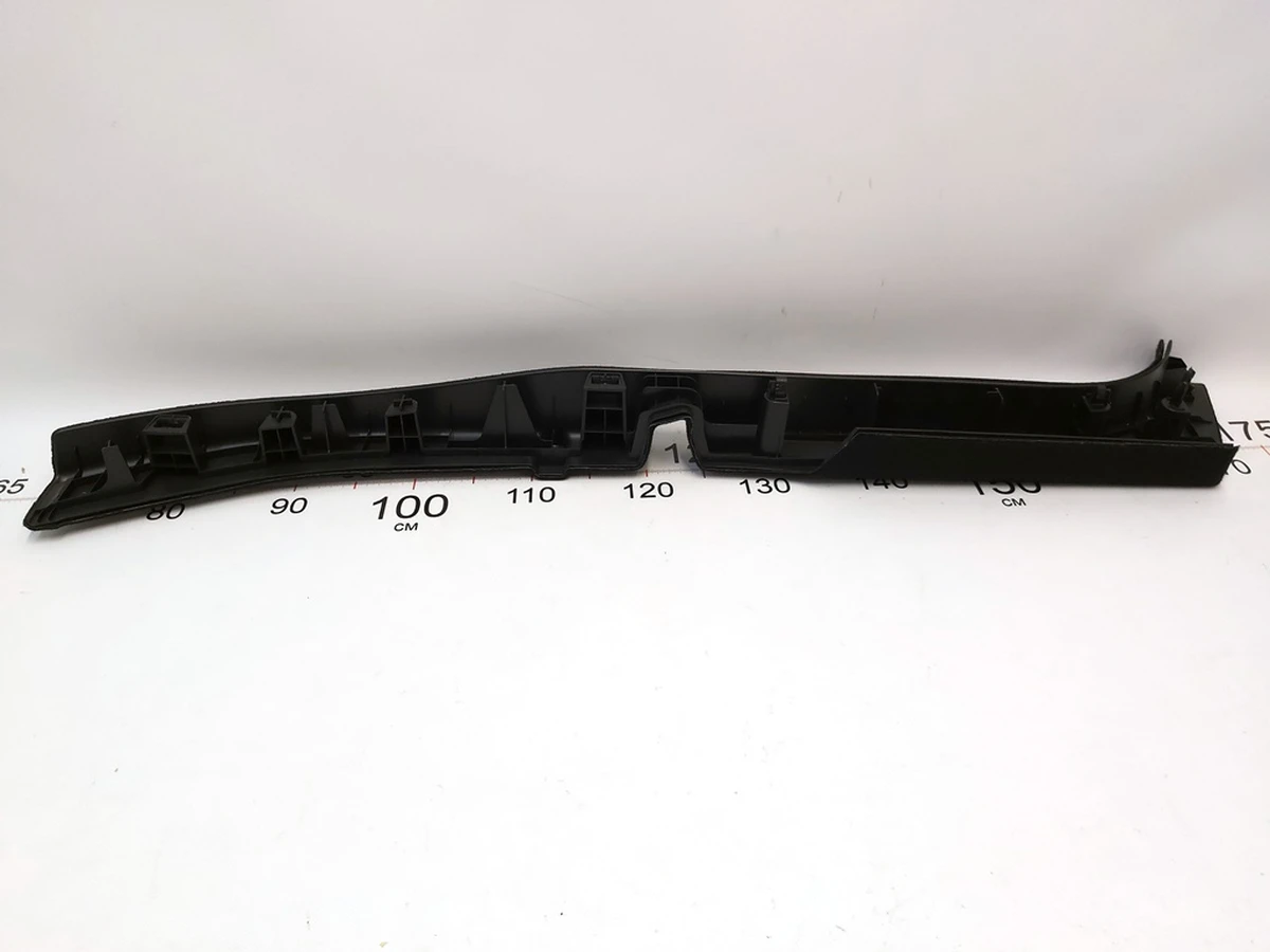 10 Кронштейн пола багажника правый с отслоением обшивки Tesla Model Y 1492955-00-C