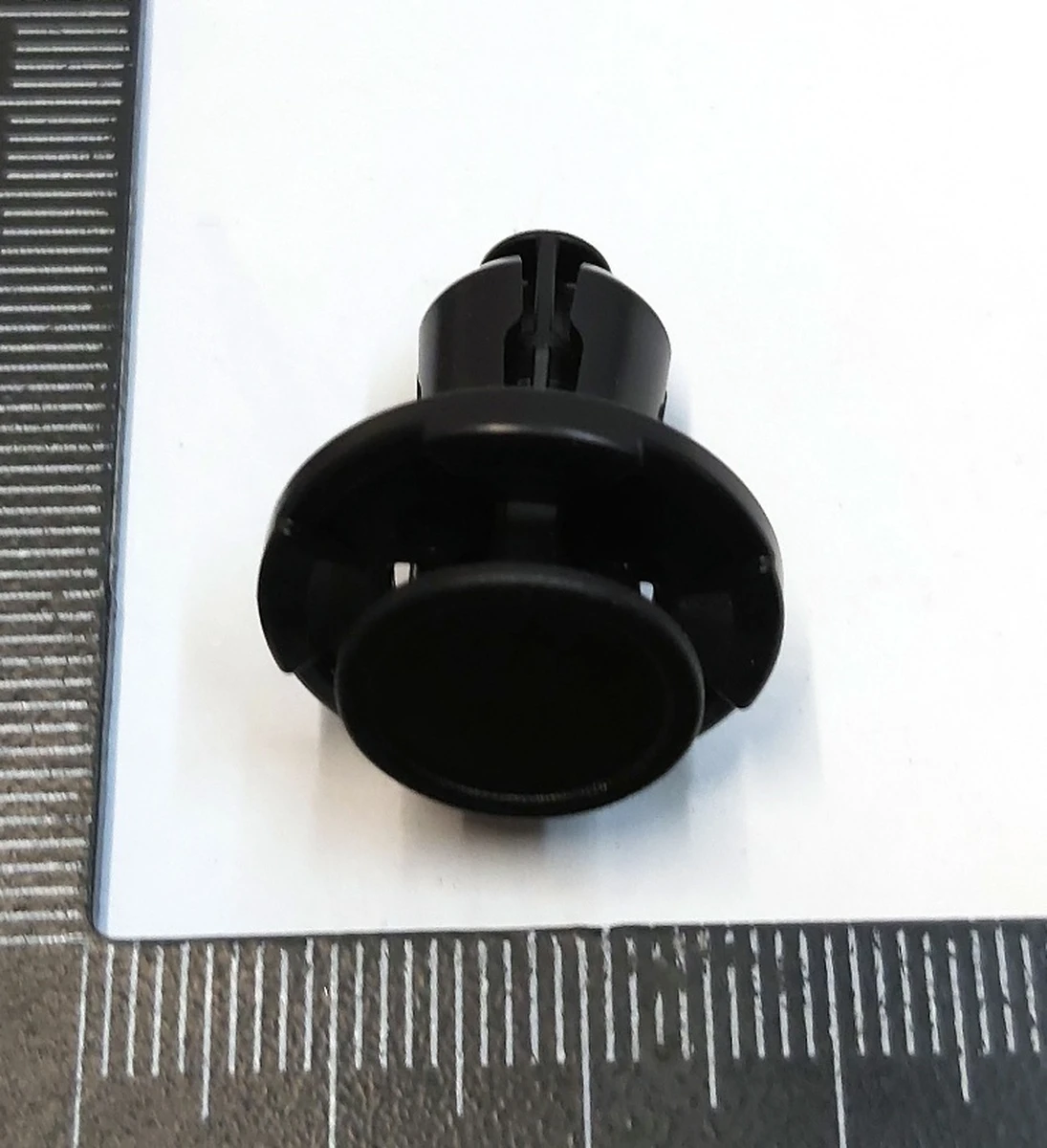 Клипса PUSH-PULL RIV,10x3.5-6,POM Tesla model Y 1493318-00-A