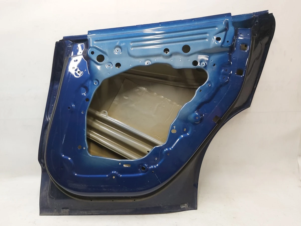 9 MY Rear door RH, (metal) PPSB with seal with damage Tesla Model Y 1493562-13-A