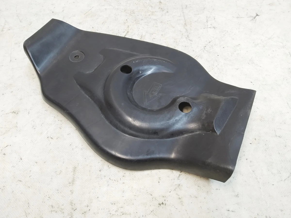 7 MODEL Y, REAR SUSPENSION AERO COVER, RH. restored Tesla model Y 1493636-00-A