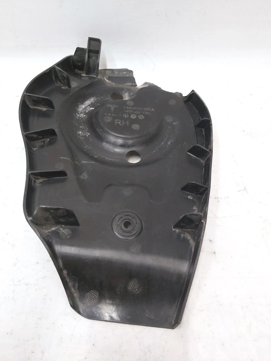 7 Крышка пружинной подвески задней правая с повреждением Tesla Model 3, Model 3 Jan 2024, Model Y 1493635-00-A 1493636-00-A 1111303-00-B