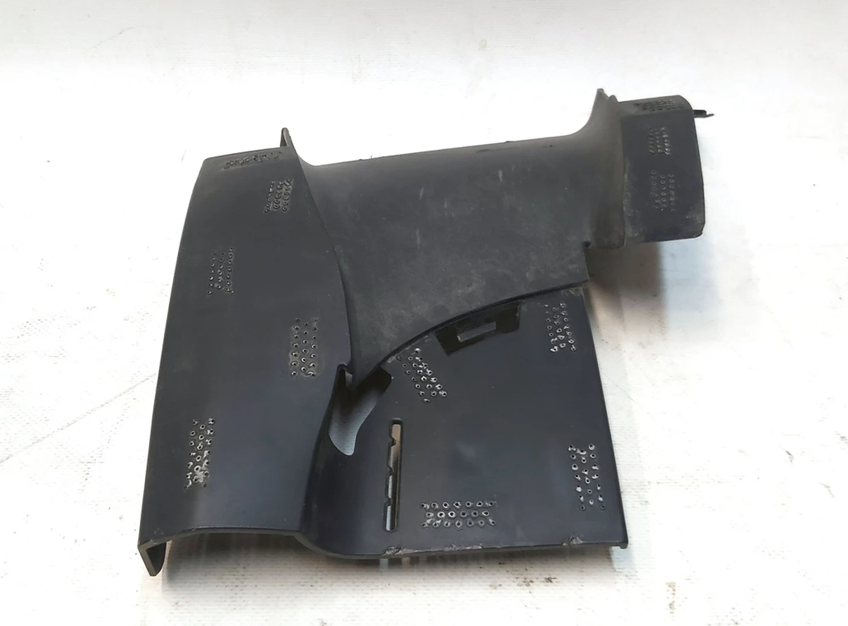 Підсилювач бампера переднього (повітропровід) правий нижній Tesla model Y 1493742-00-A