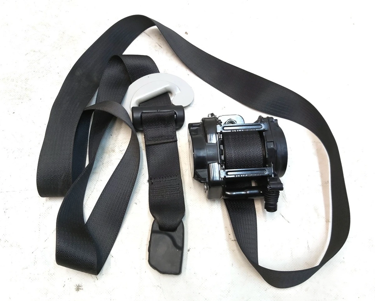 1 Ремінь безпеки передній лівий водійський (під відновлення) Tesla model Y 1493782-01-C