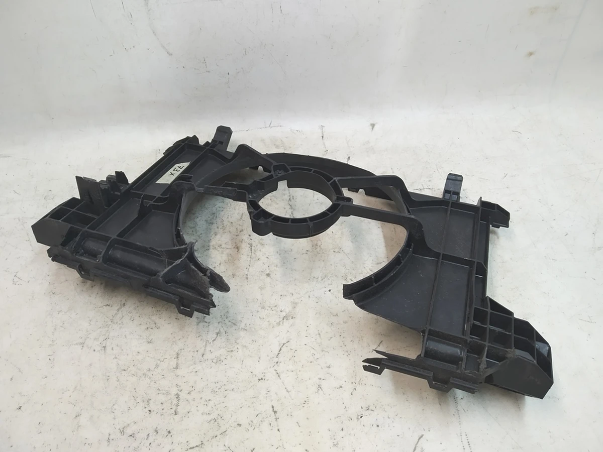 3 Корпус вентилятора системи охолодження (пошкодження) Tesla Model 3, Model Y 1494179-00-B