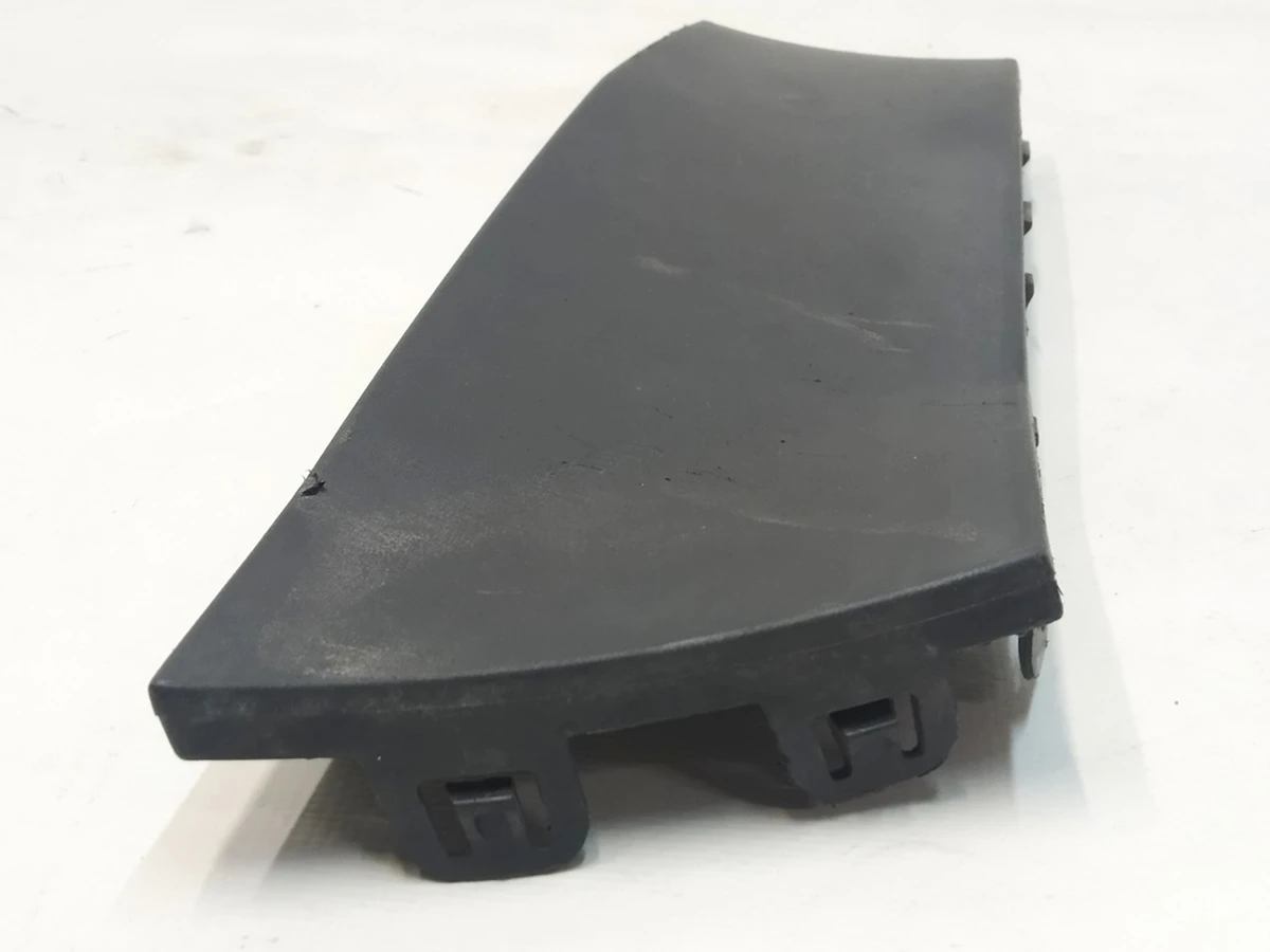 3 TRAILER HITCH COVER ASSEMBLY - REAR FASCIA BASE Tesla Model Y 1494009-00-A