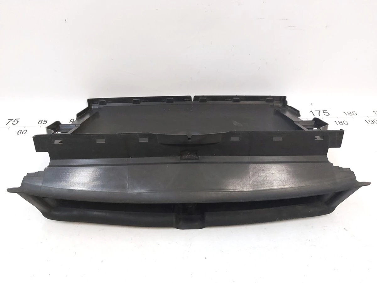 5 Люверс центральный в сборе реставрированный Tesla Model Y 1494159-00-C