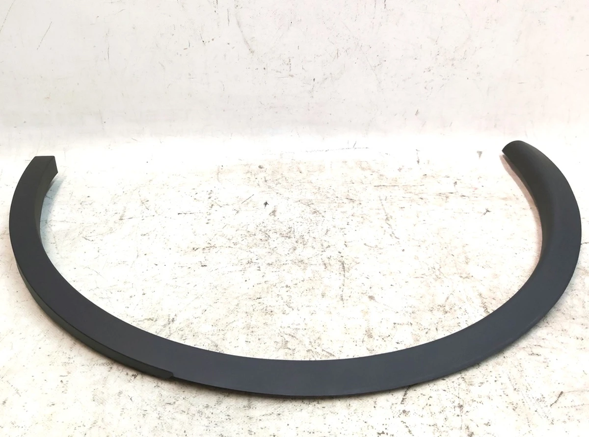 11 Накладка арки крыла заднего правого Tesla model Y 1494188-00-C