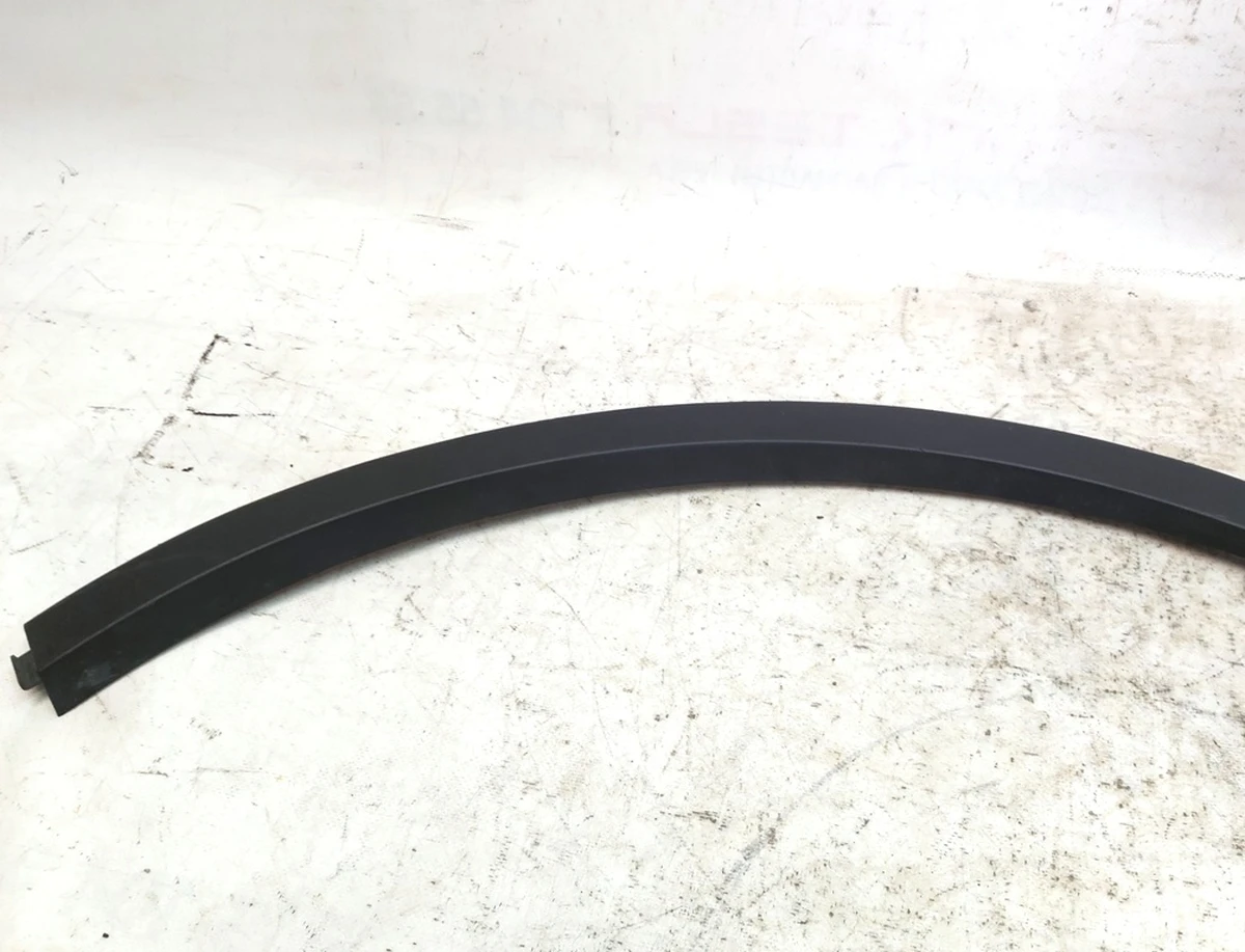 Накладка арки крыла переднего правого Tesla Model Y 1494186-00-C