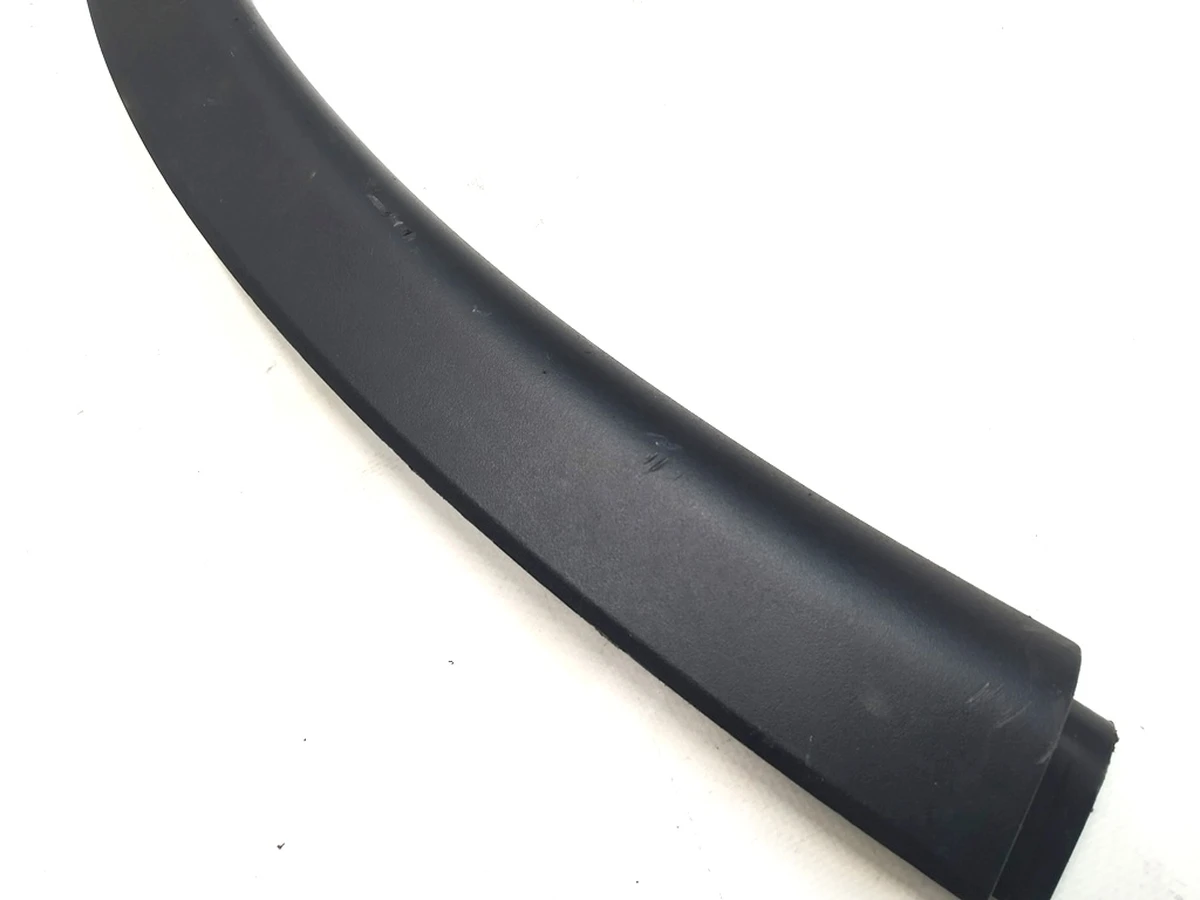 11 Накладка арки крыла заднего правого Tesla Model Y 1494188-00-C