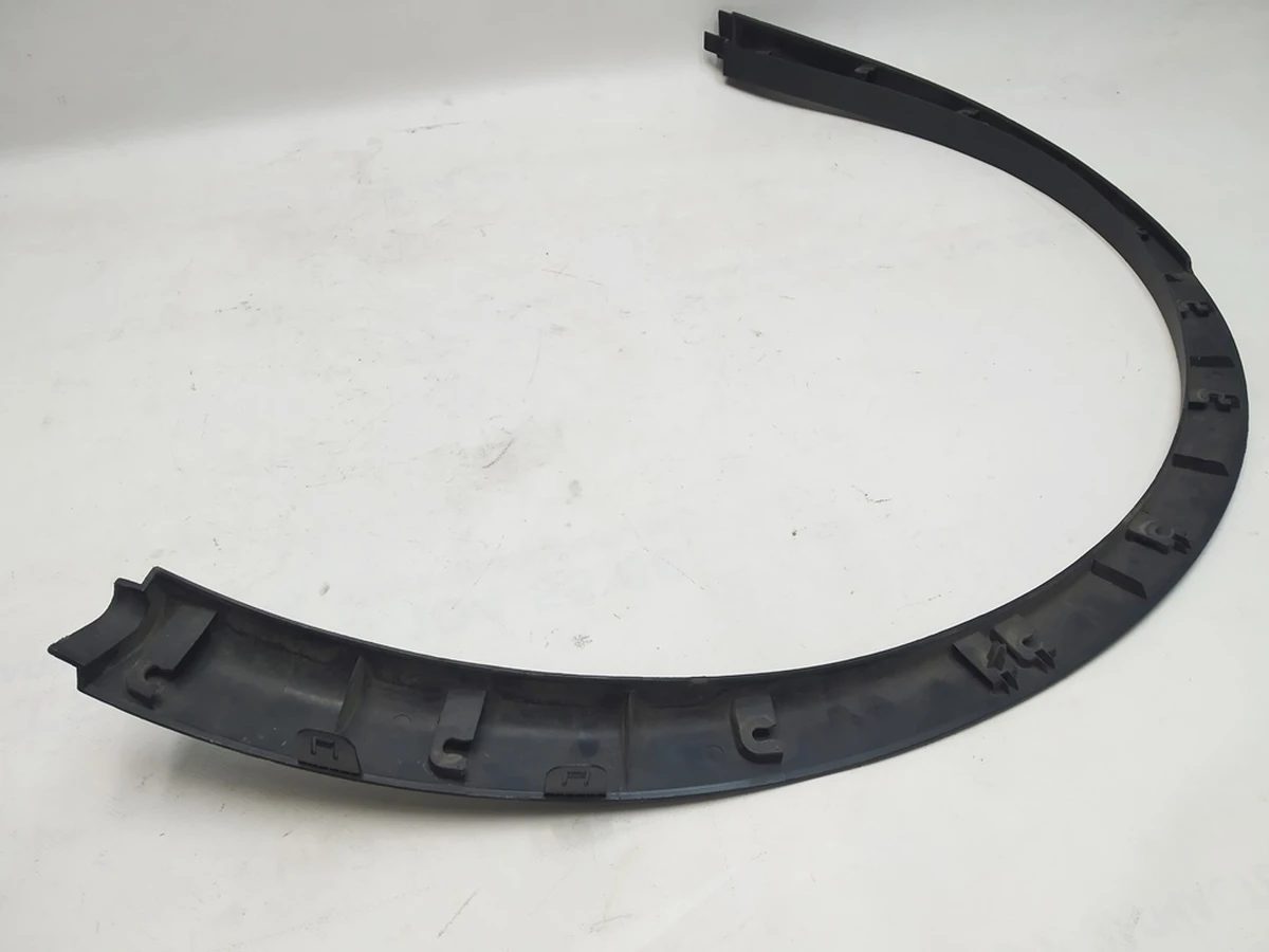 11 Накладка арки крыла заднего правого Tesla Model Y 1494188-00-C