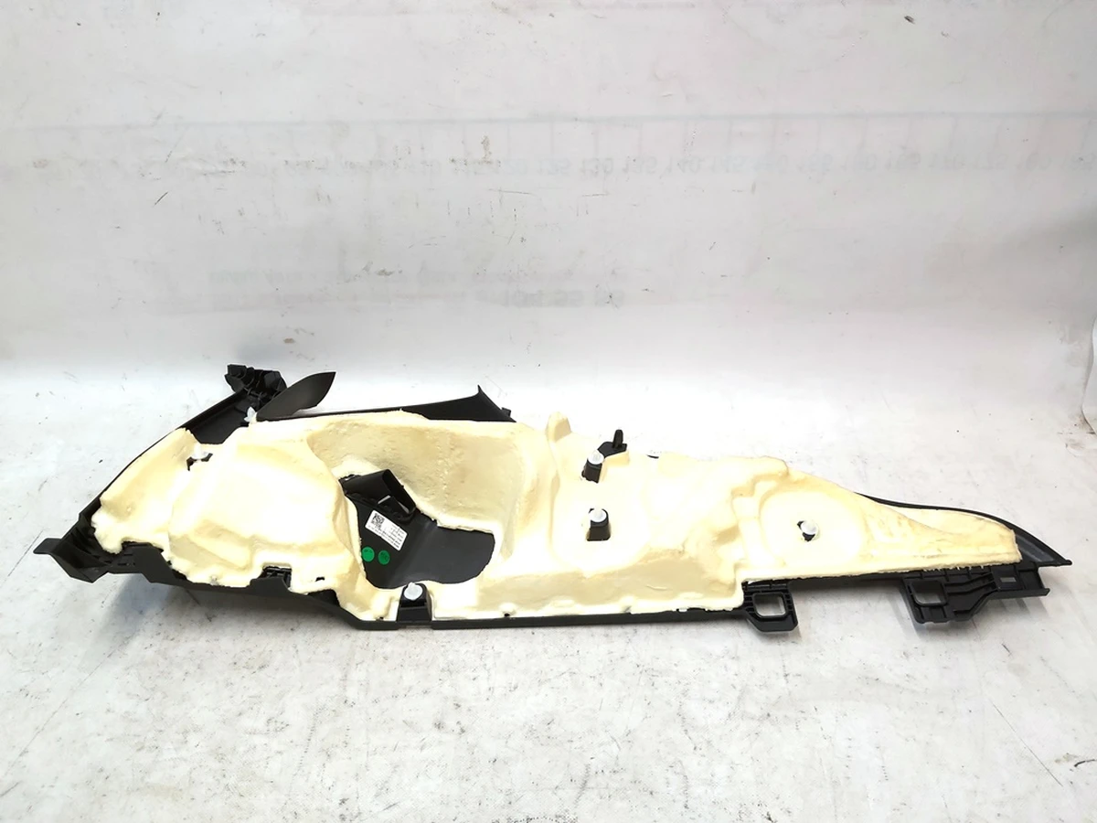 6 C PILLAR UPPER TRIM, ASY, LH Tesla model Y 1494608-00-I