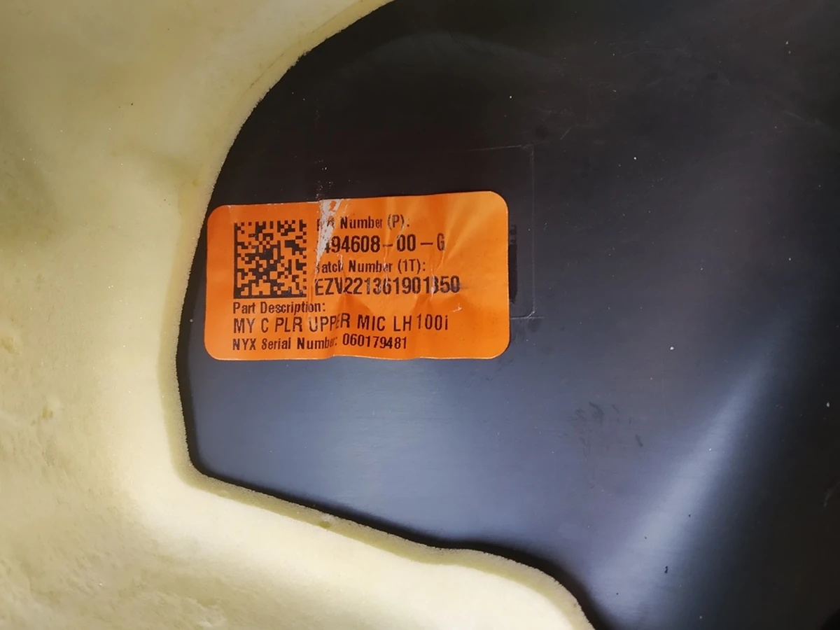 6 MY, C PILLAR UPPER TRIM, ASY, LH damaged Tesla model Tesla model Y 1494608-00-I