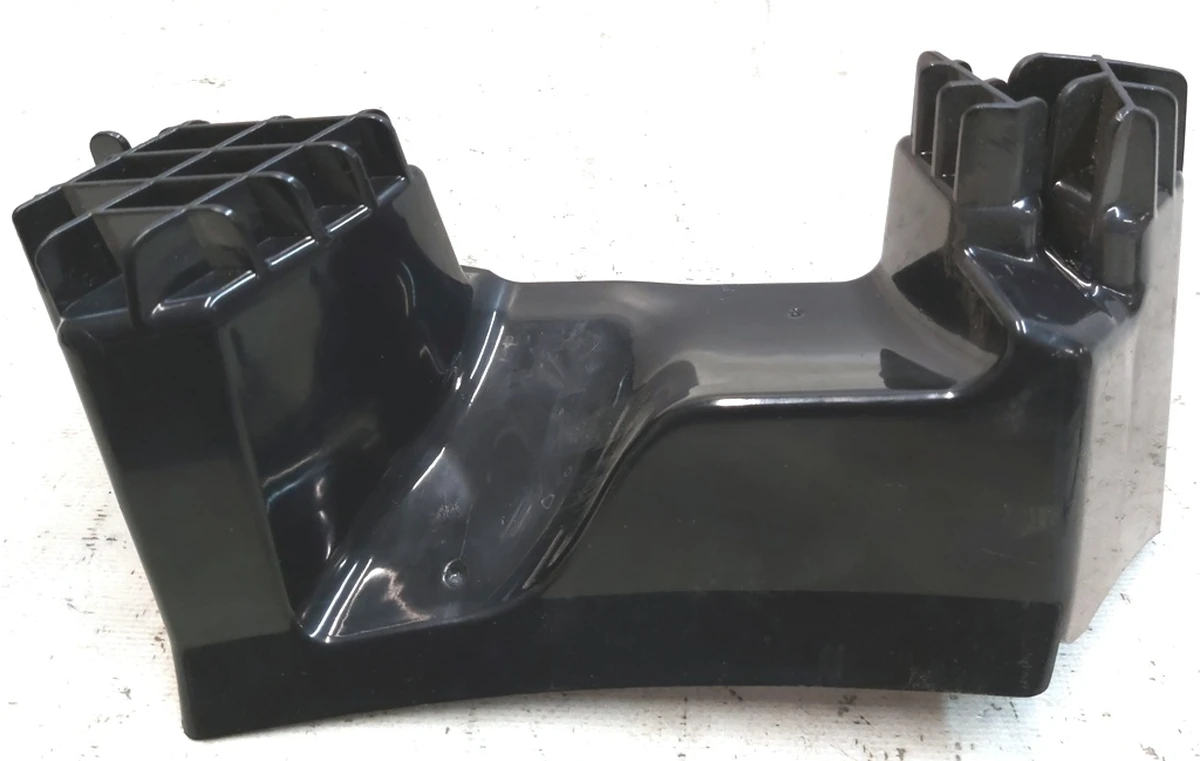 7 Основание накладки стойки C нижней левой Tesla Model Y 1494625-00-C