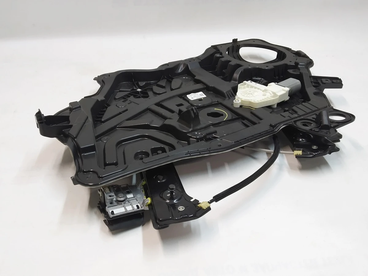 6 Склопідйомник передній правий у зборі Tesla Model Y 1526801-00-E