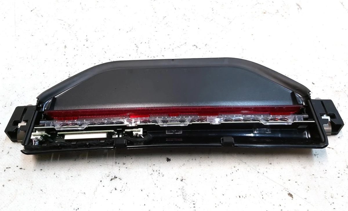 16 LAMP ASY, CHMSL Tesla model Y 1495819-00-F