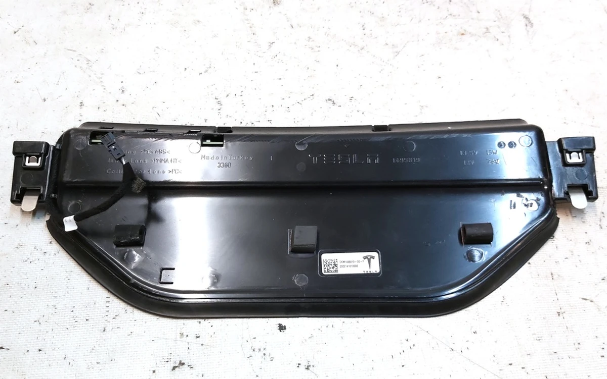 16 LAMP ASY, CHMSL Tesla model Y 1495819-00-F