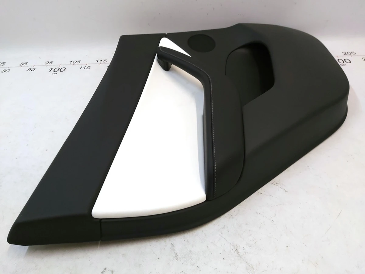 1 Карта двери задней левой в сборе PREM WHITE Tesla Model Y 1497296-92-B