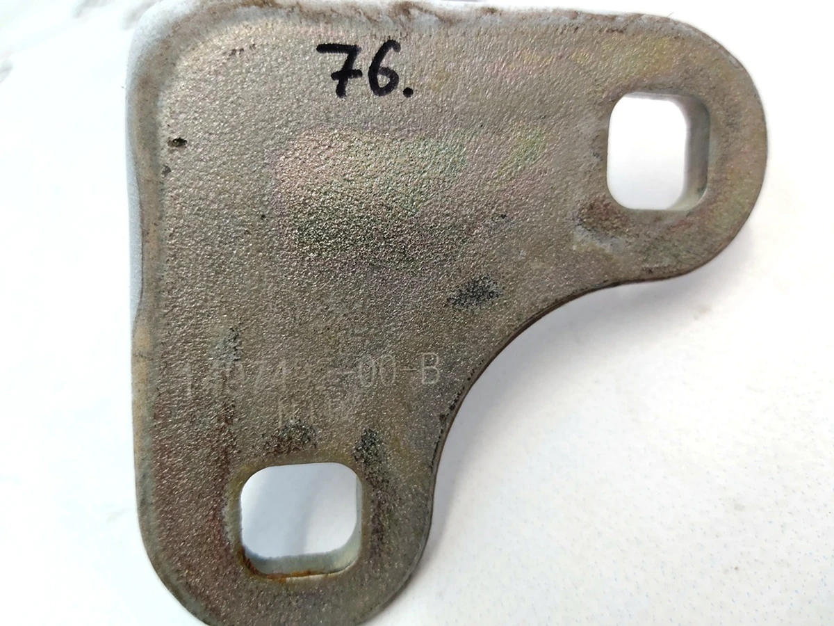 1 FRONT HINGE - LEFT HAND PPSW Tesla Model Y 1497492-00-E