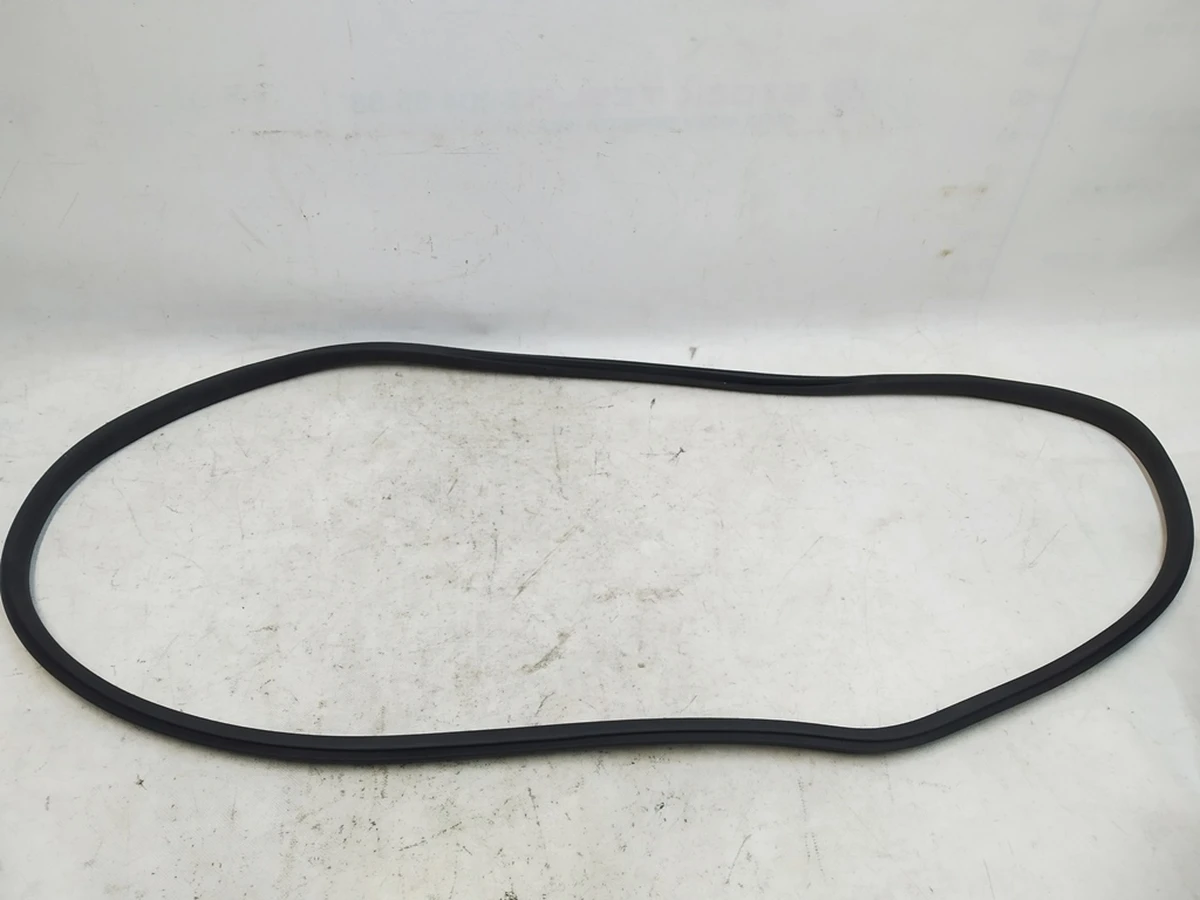 2 Primary body seal - Rear - left hand and right hand Tesla Model Y 1497675-98-E