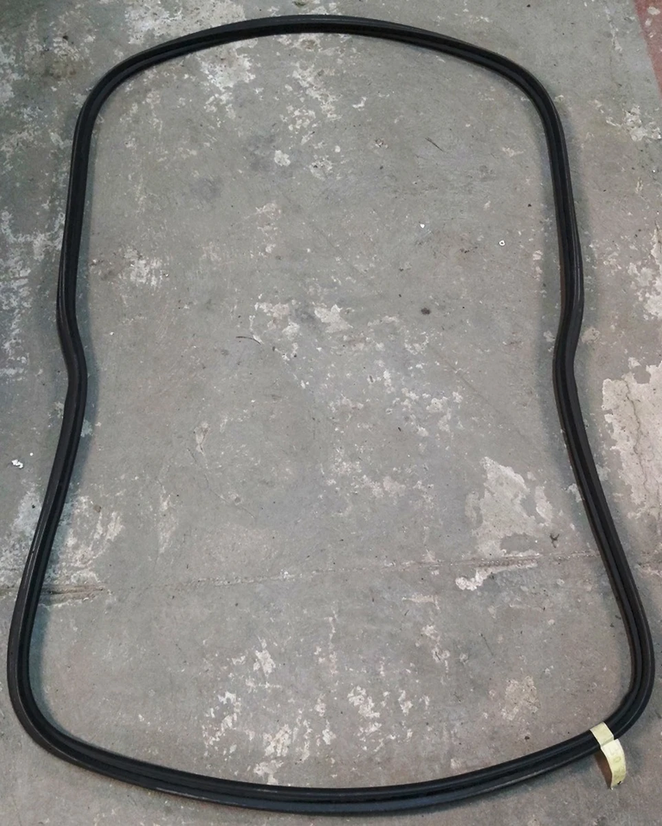 1 LIFTGATE SEAL, Tesla Model Y, Model Y Feb 2025 1497681-00-B