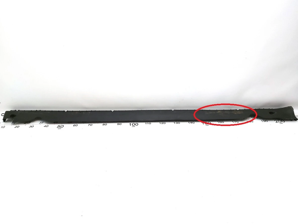 3 Кронштейн накладки порога левой рокерной панели (повреждение) Tesla model Y 1497741-00-B