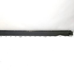 4 Кронштейн накладки порога правої панелі рокерної реставрований Tesla Model Y 1497745-00-B