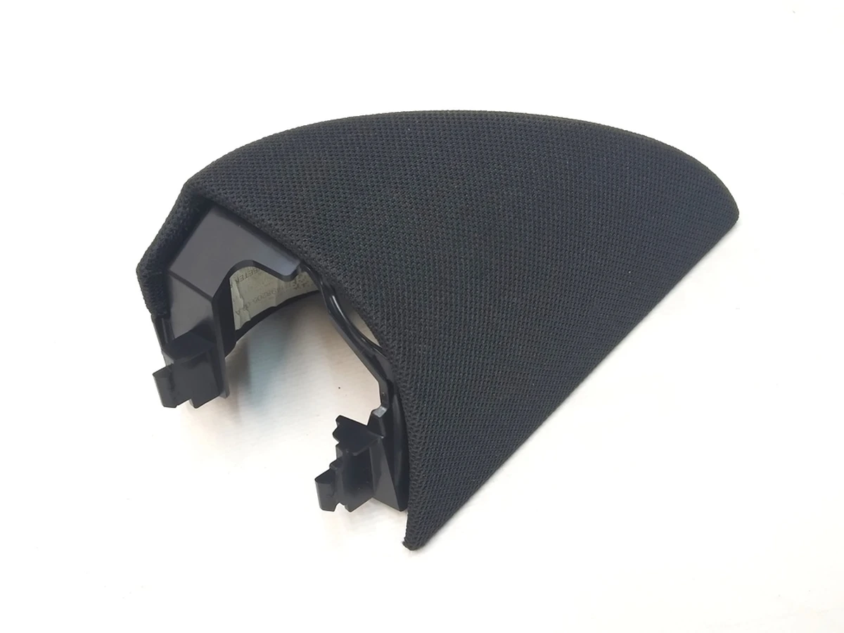 15 Декоративна накладка під динамік двері передньої правої Tesla Model Y 1498205-88-B