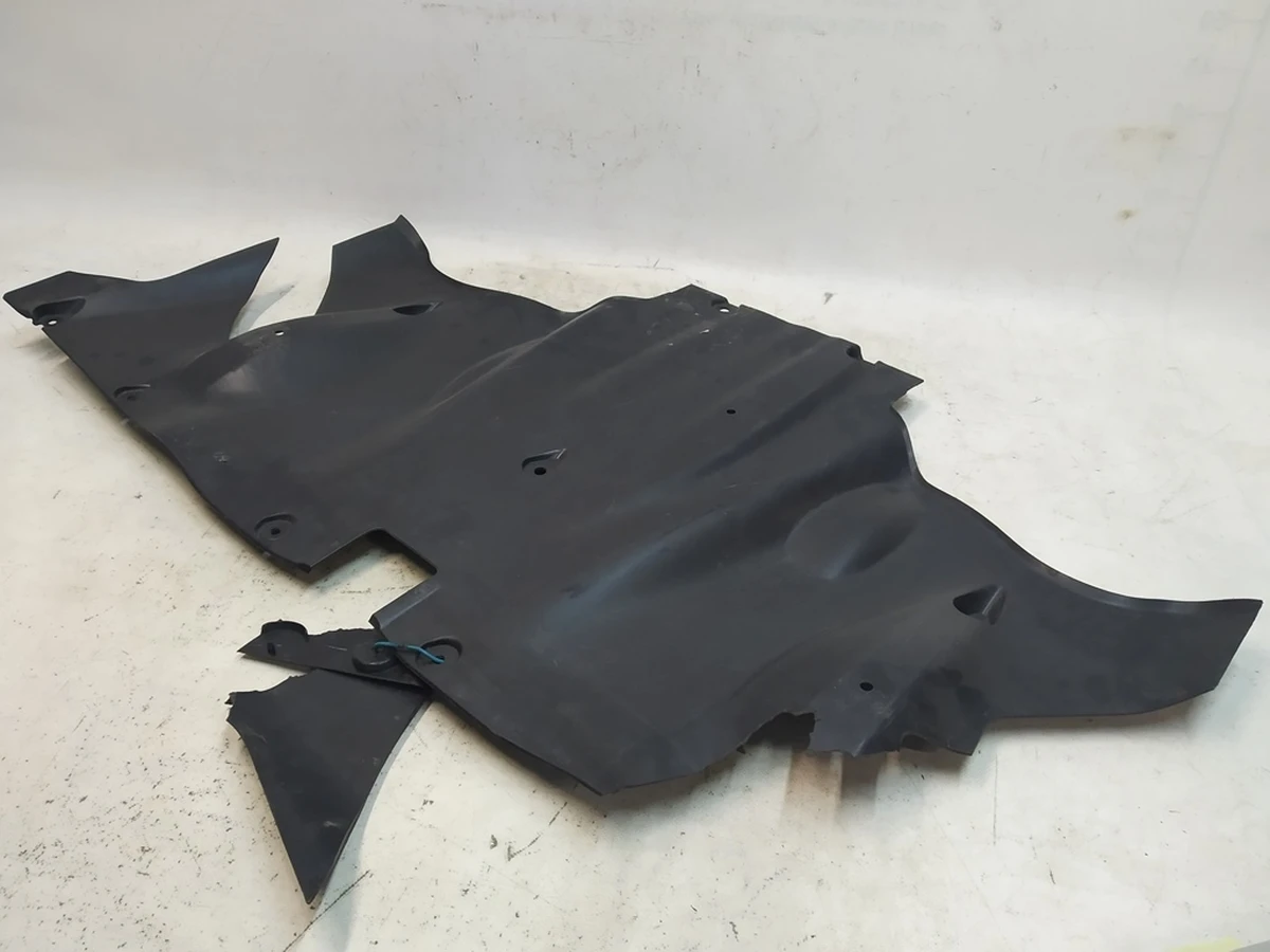 3 Защита заднего подрамника (пластик) Tesla Model 3, Model Y 1498771-00-E