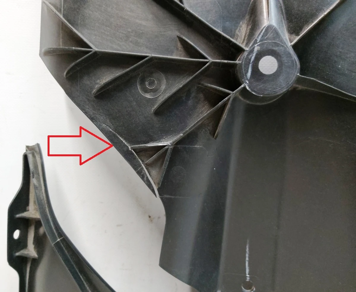 3 Защита заднего подрамника (пластик) Tesla Model 3, Model Y 1498771-00-E