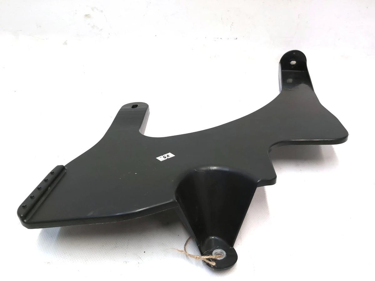 9 TRUNK SIDE TRIM SUPPORT BRKT END ITEM Tesla model 3 1500372-00-A