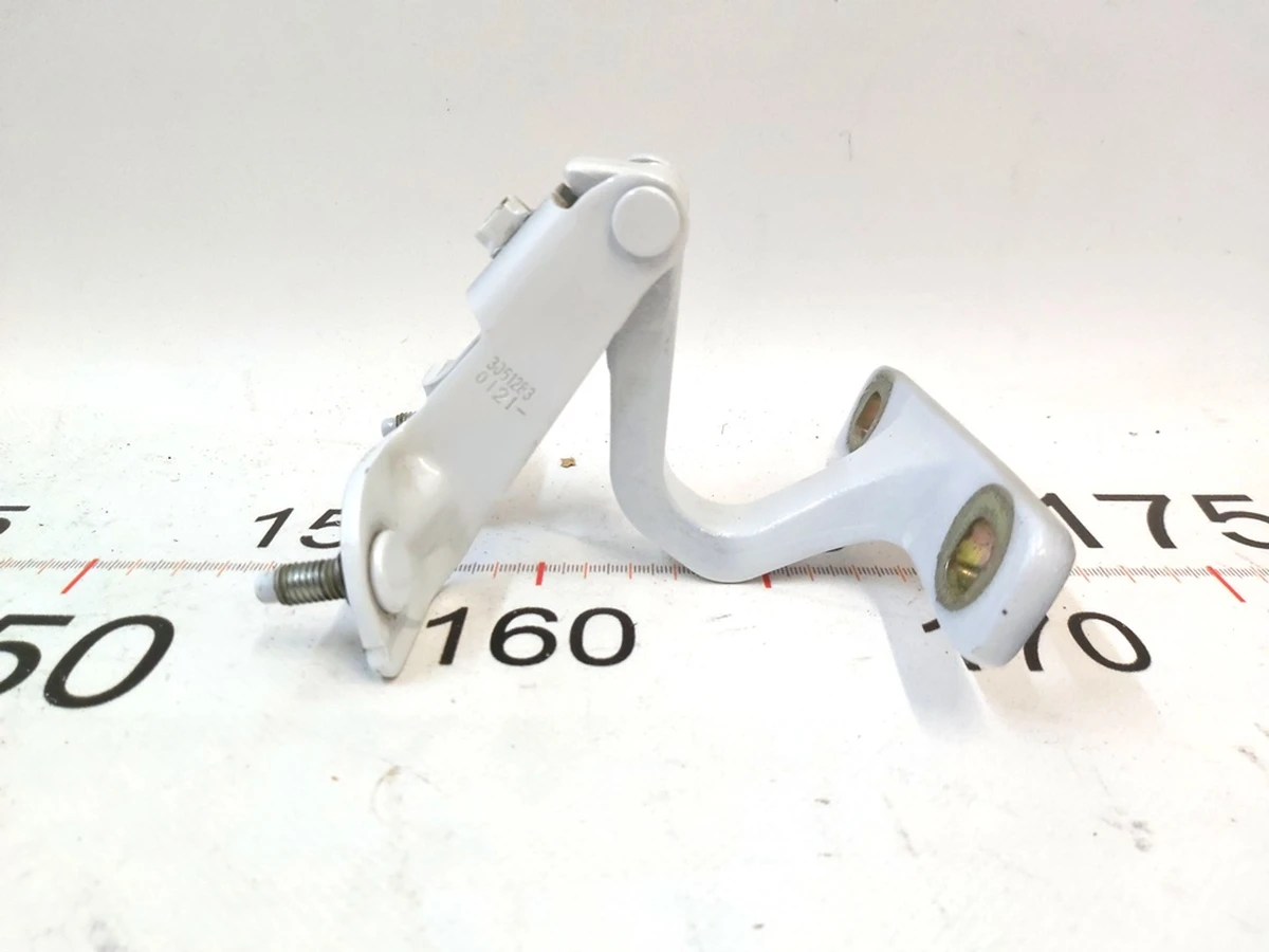 2 Петля крепления крышки багажника (ляды) правая PPSW Tesla Model Y 1500495-00-A