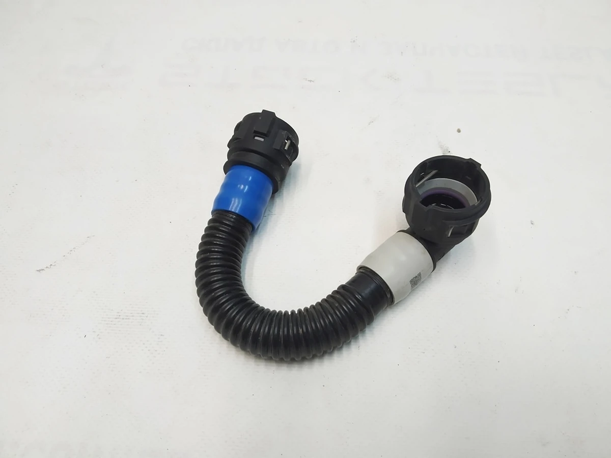 11 Hose - front drive unit powertrain return Tesla Model 3,  Model Y 1501348-00-B