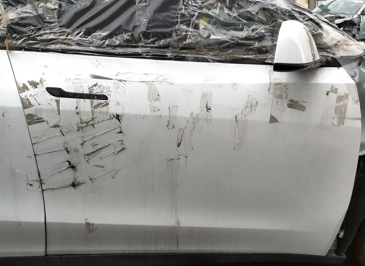 5 Дверь передняя правая PPSW без стекла в сборе Tesla Model Y 1501462-11-A