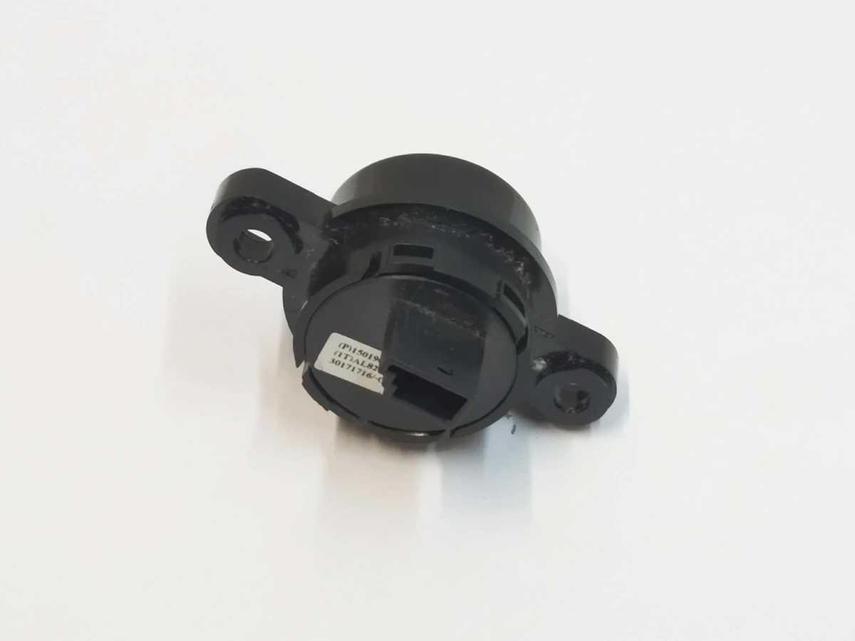 6 Кнопка закрытия крышки багажника Tesla model 3, model Y, model X 1501907-00-B