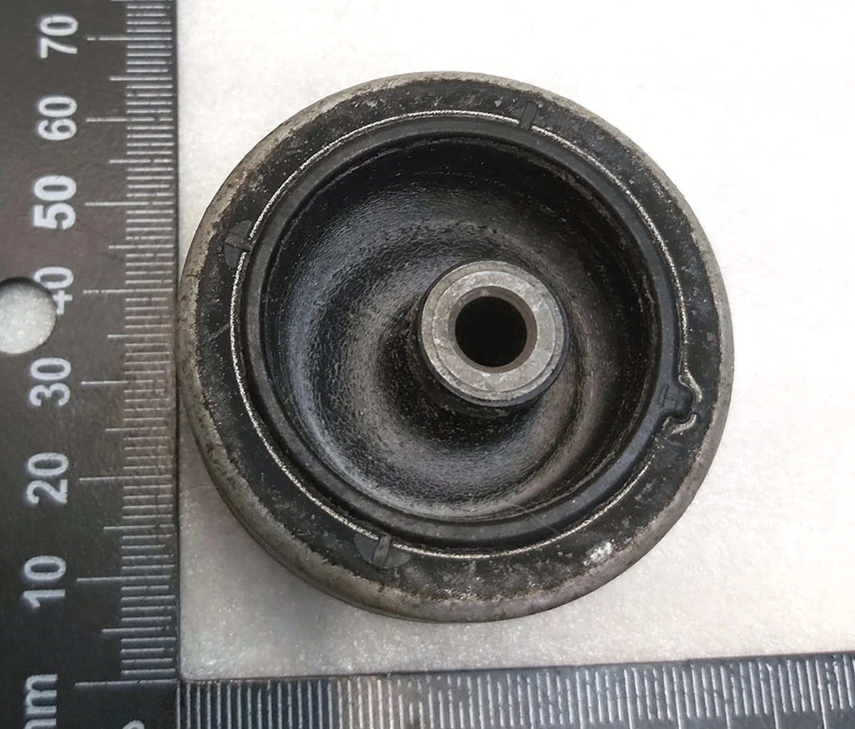 Сайлентблок компресора (в кронштейні АКБ) 50мм Tesla model 3, model Y 1500696-00-B