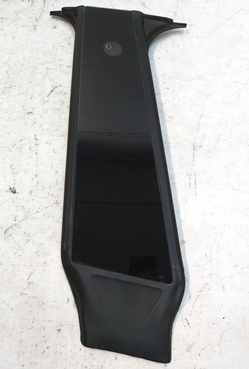 7 Накладка стійки B зовнішня права (скло) з камерою Tesla Model Y 1506886-00-H