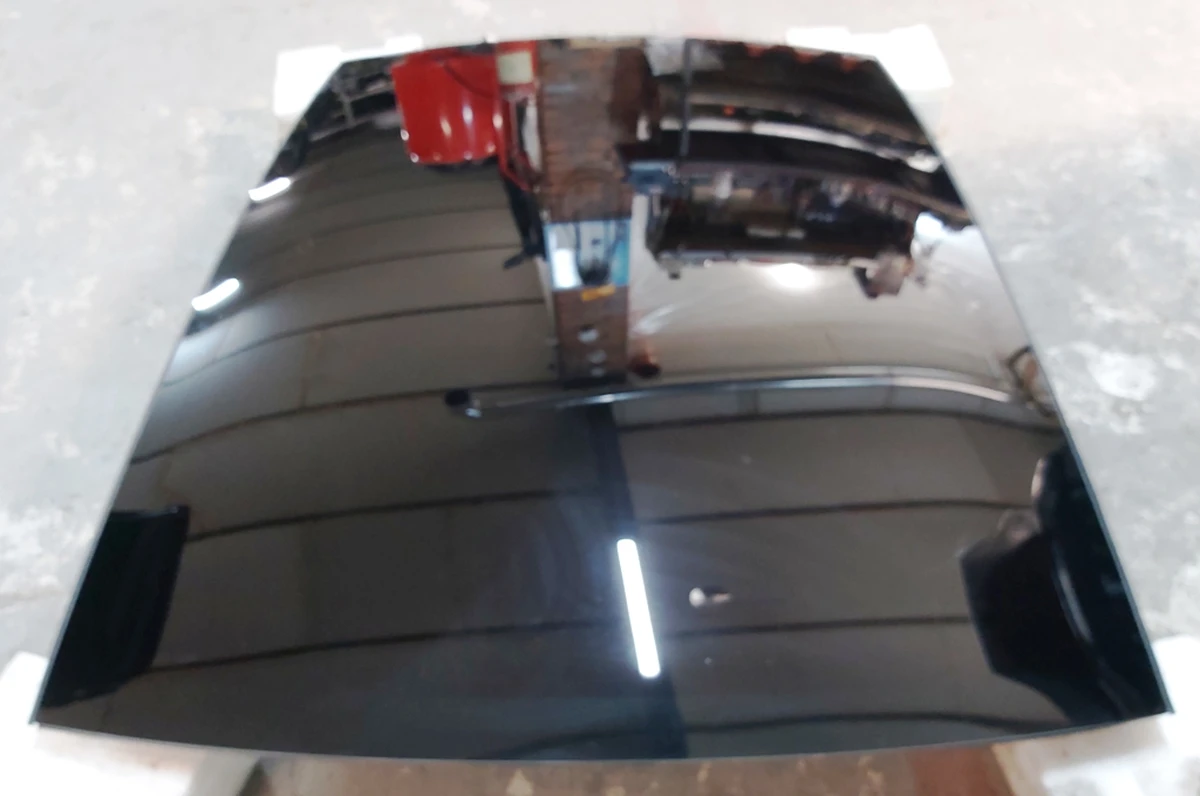 1 Стекло панорамы среднее Tesla model Y 1509131-00-D
