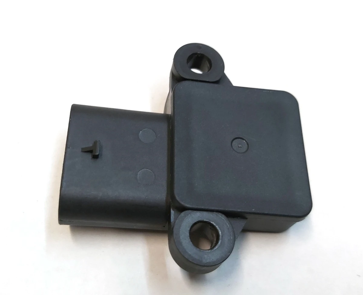 4 Датчик Холла двери передней задней правой Tesla Model 3, Model Y 1510113-02-A
