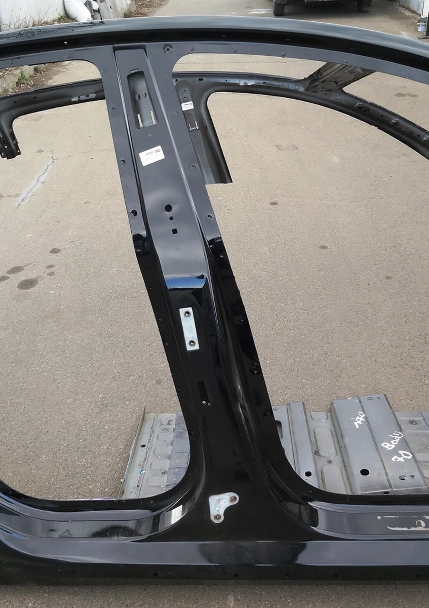 Стойка "B" правая PBSB Tesla model Y 1487698-S0-A