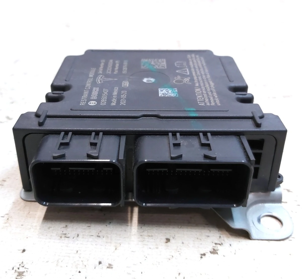 1 Блок AIRBAG Tesla Model S Feb 2021, Model S June 2025, Model X Mar 2021, Model X June 2025, Model 3, Model 3 Jan 2024, Model Y, Model Y Feb 2025 15128