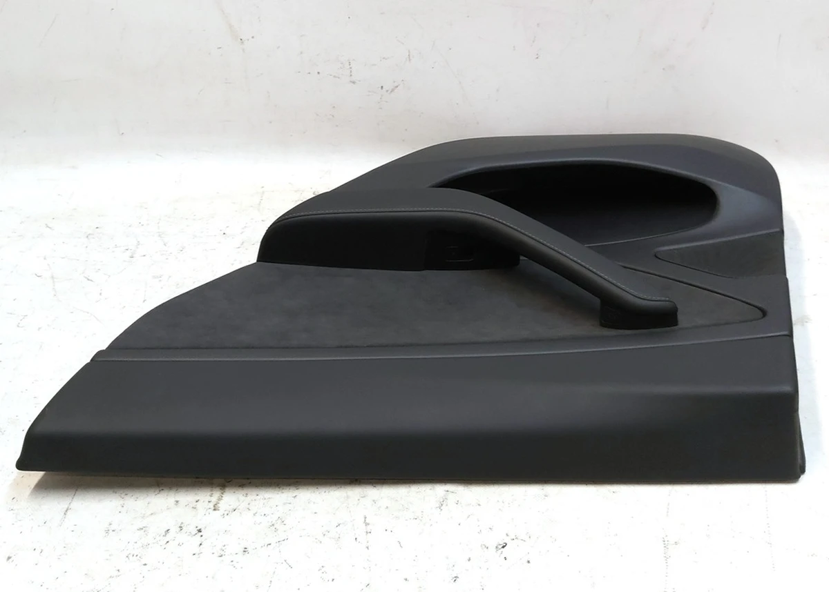 11 Карта дверей задніх правих PREM BLACK (обшивка верх м'який низ пластик) c блоком склопід.(матовий) Tesla model 3 1514771-23-B.