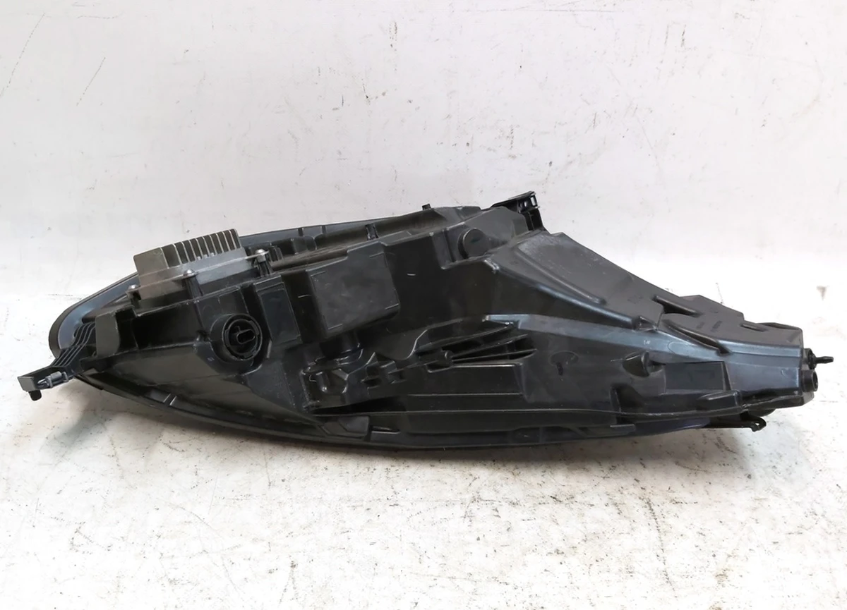 1 Фара главная левая UP LEVEL GLOBAL (линза) Tesla model 3, model Y 1514952-00-E