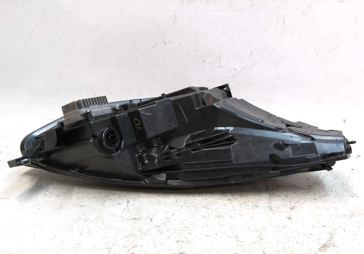 1 Фара головна ліва UP LEVEL (USA) дрібні подряпини Tesla model 3, model Y 1514952-00-E