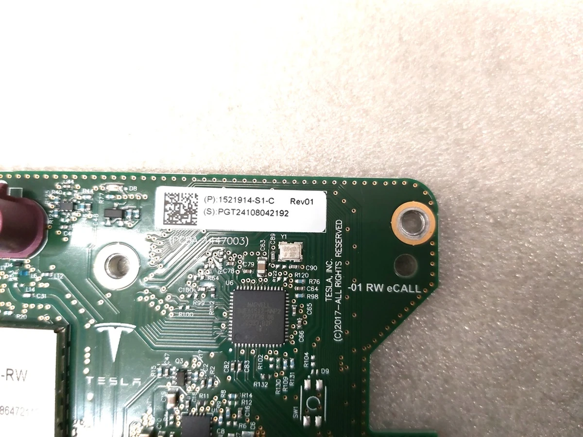 4 MODEM EU (LTE) REV01 TITAN Tesla Model S, Model X, Model 3, Model Y 1521914-S1-C