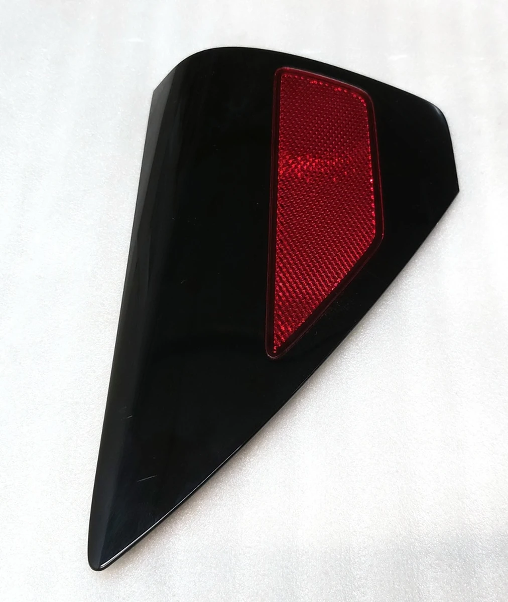 Кришка-відбивач верхня люка порту зарядки Tesla model 3, model Y 1566302 1555513 1084854