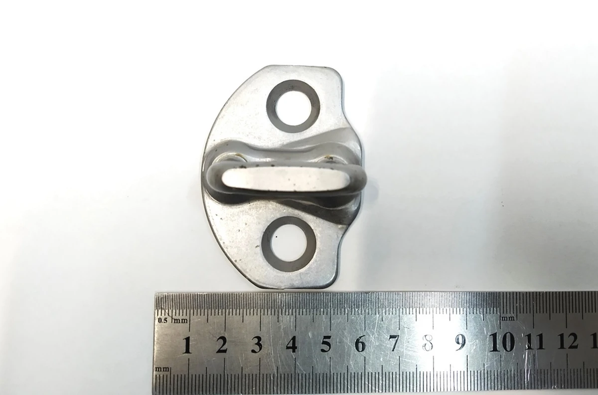 4 Side door striker, S loop Tesla Model 3, Model Y 1525919-00-B