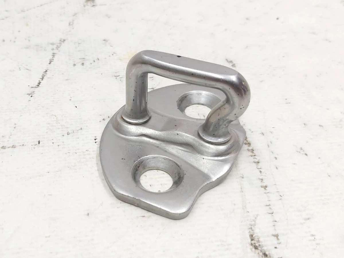 4 Петля замка дверей передньої / задньої ліва / права Tesla Model 3, Model Y 1525919-00-A