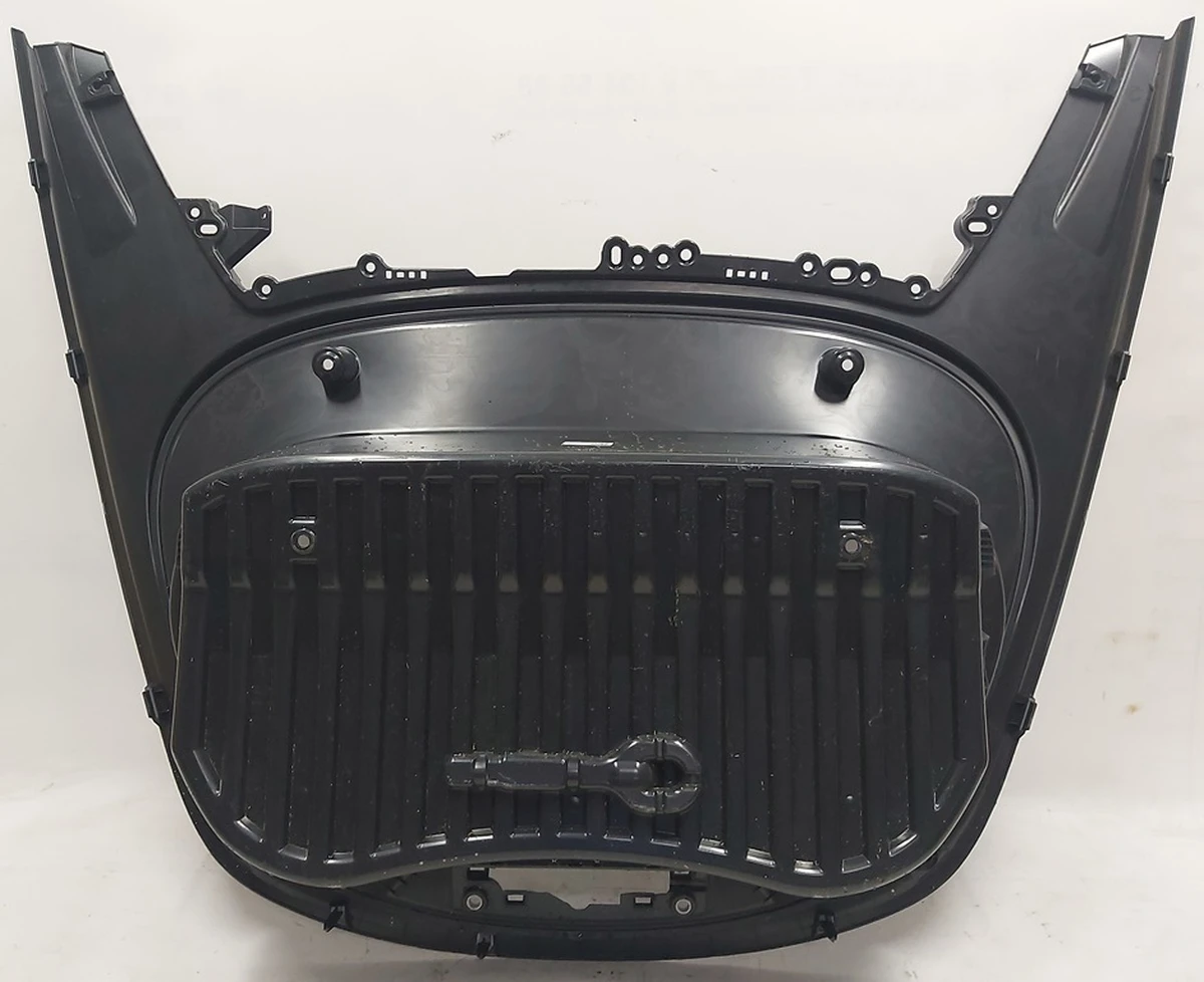 8 Бокс подкапотный (ванна) REST (2021) Tesla Model 3 1526738-00-B